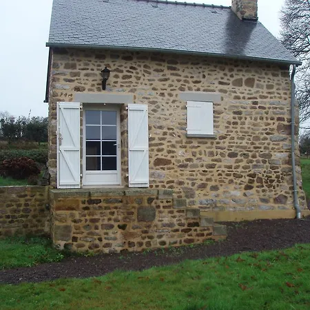 Maison la Quentinière Saint-Calais-du-Desert Chambre photo