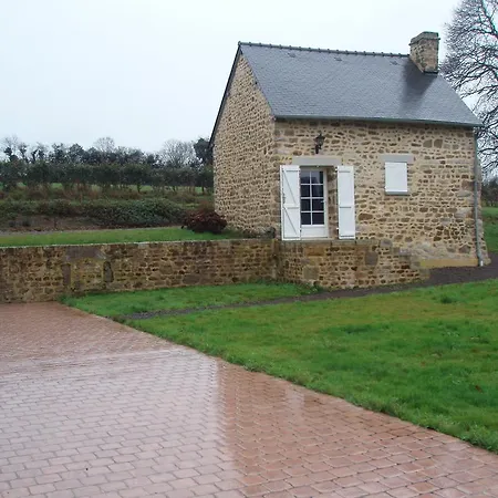 Maison la Quentinière Saint-Calais-du-Desert Chambre photo